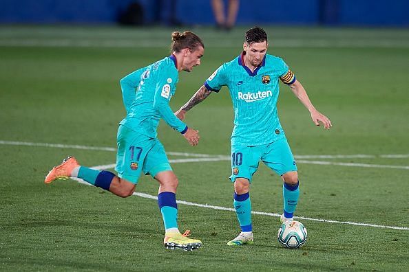 Villarreal CF v FC Barcelona - La Liga